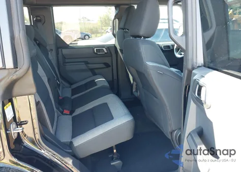 2025 Ford Bronco Big Bend z USA, uszkodzony, nr VIN 1FMDE7BH8SLA81065